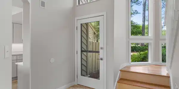 Image 2: Amazing light welcoming you