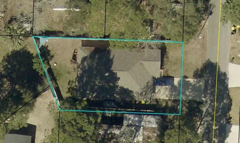 Image 4: 915Linden Aerial View