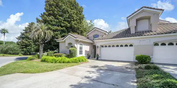 4521 Golf Villa Court