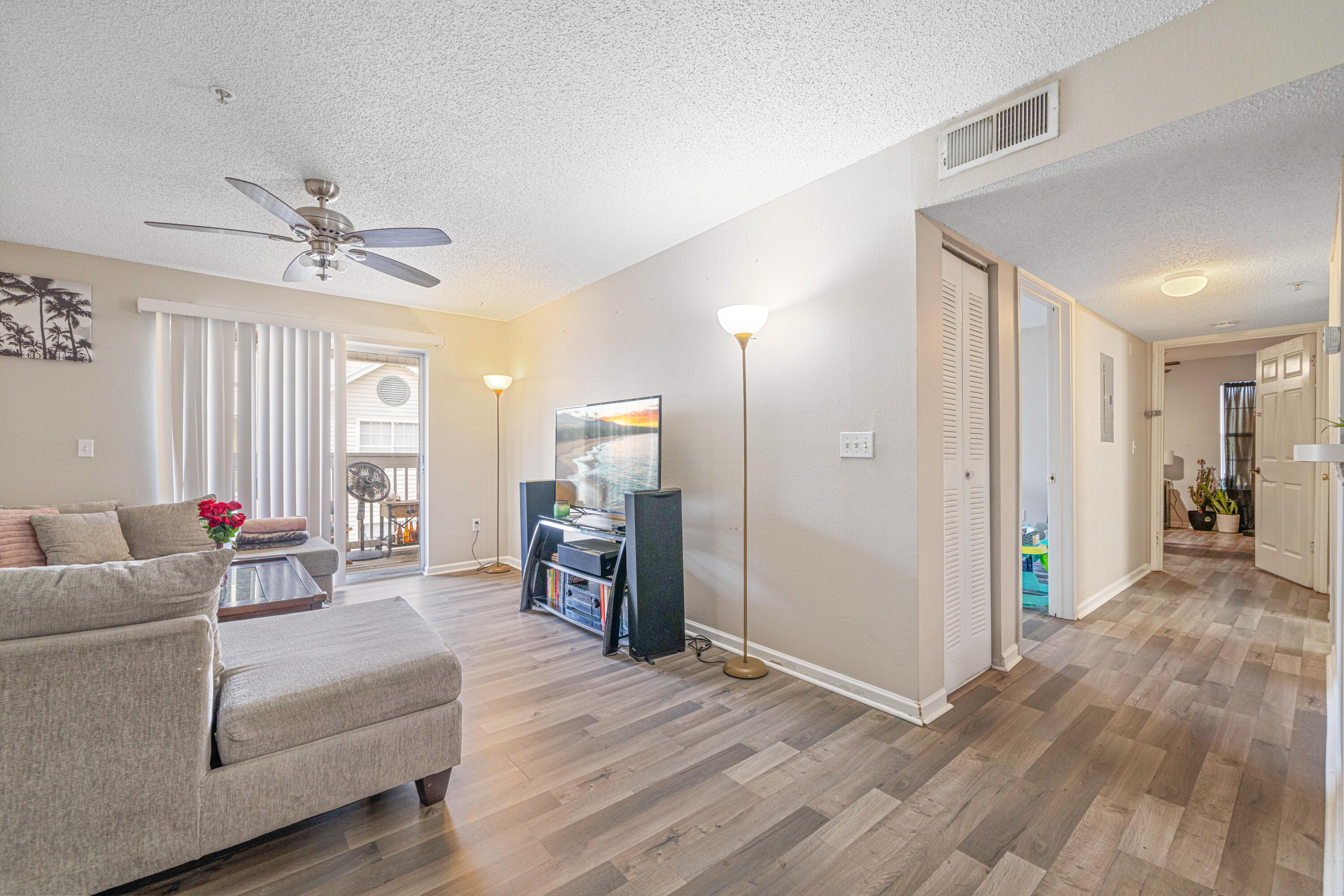 Image 4: 4009 Dancing Cloud Ct #48