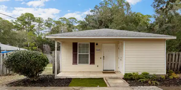 5668 Charter Circle