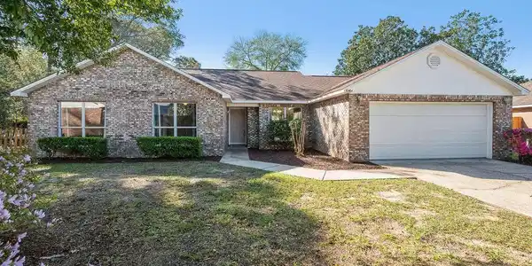4564 Knollwood Lane