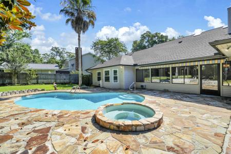 2319 Canal Drive