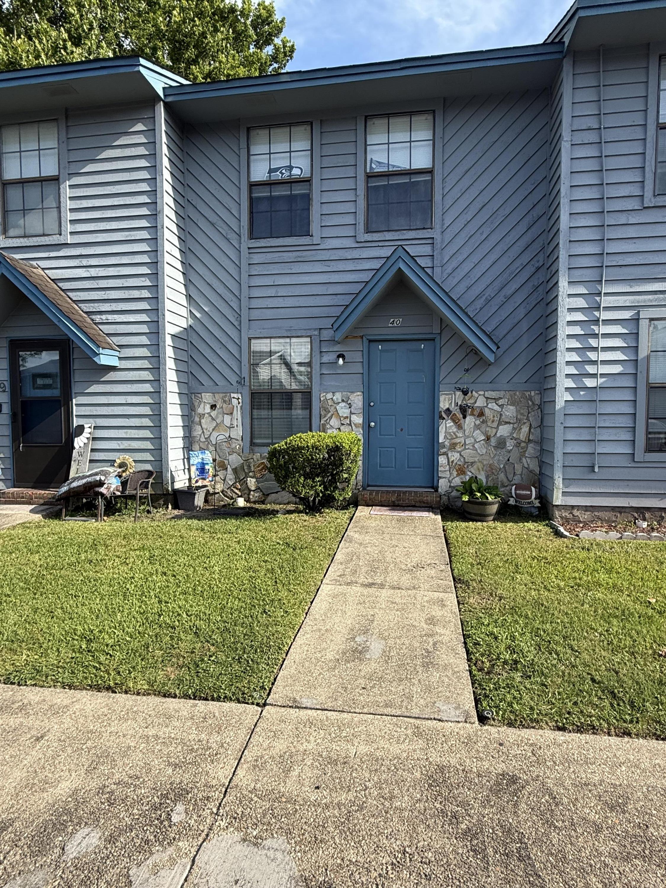 Image 3: Front of home