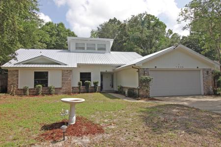 1306 Rosewood Way