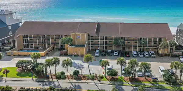 2708 E Hwy 98