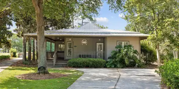 1108 Prestwick Place