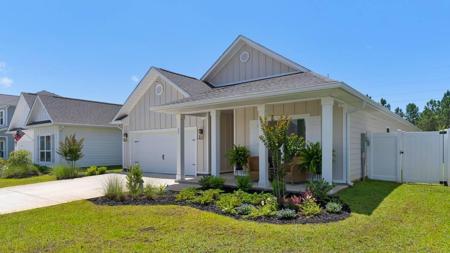 33 Spoonbill Road