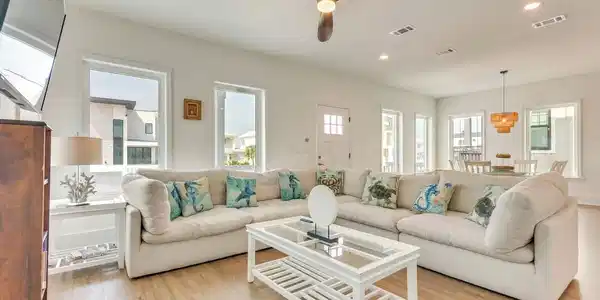 Image 3: living room