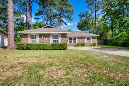 807 Meadow Lane