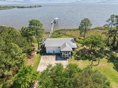 227 Shady Lane