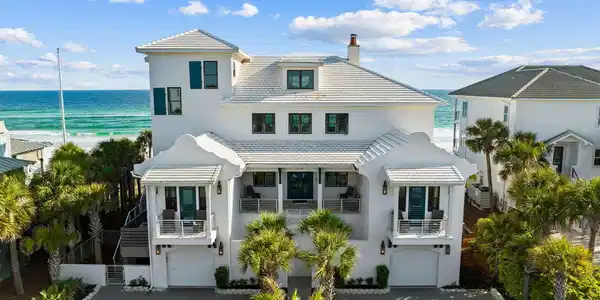 138 W Beach Drive