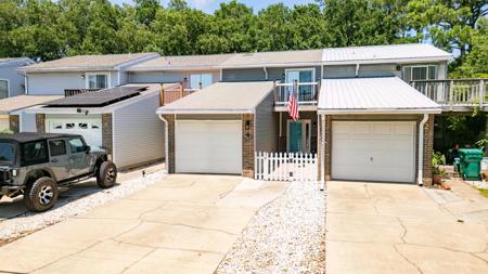 4 Gardner Drive
