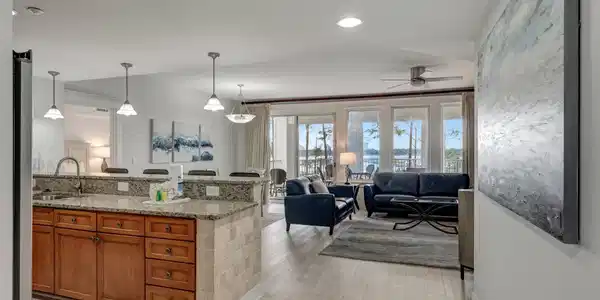 Image 3: Open Living Area