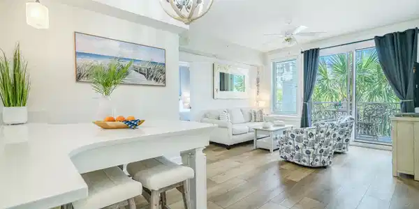 Image 2: Top Floor Sandestin Resort