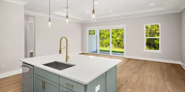 Image 3: Kitchen great room