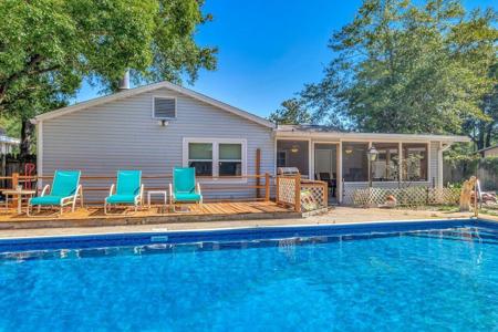 17 NW Highland Drive