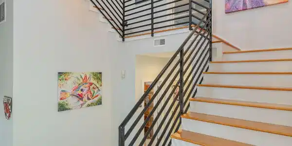 Image 4: Entry Way