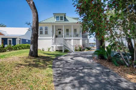 1422 Lagrange Road