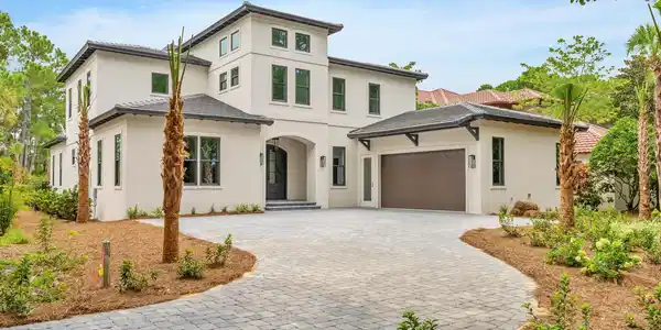 1803 Baytowne N Avenue,