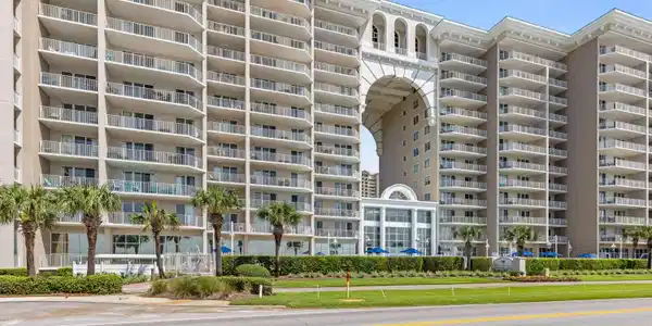 1200 Scenic Gulf Drive