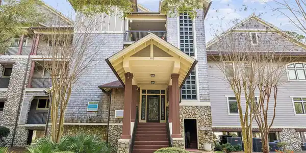 1112 Prospect Promenade