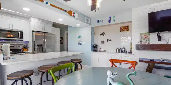 Image 3: Coffee-kitchen-108