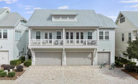 94 York Lane