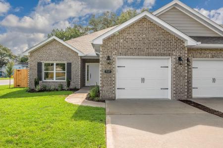 727 Fairview Drive