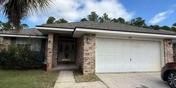 1022 Freeport Court