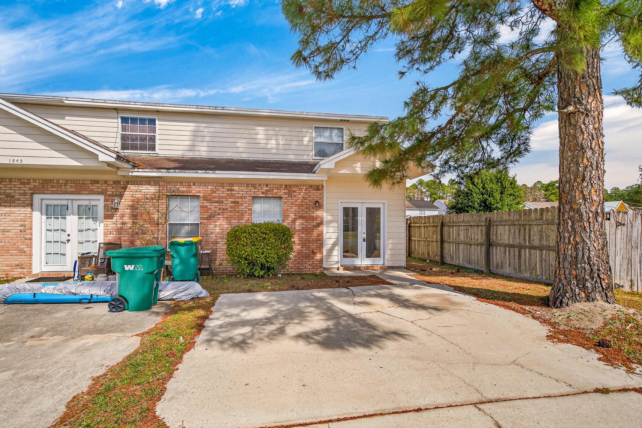 Image 3: 1847 Whispering Oaks-1