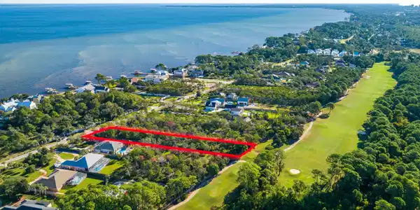 LOT 4 Walton Way
