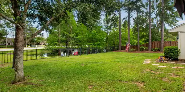 Image 2: 5-web-or-mls-40-quiet-cove