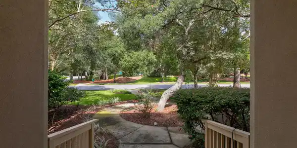 Image 2: 101 Blossom Creek