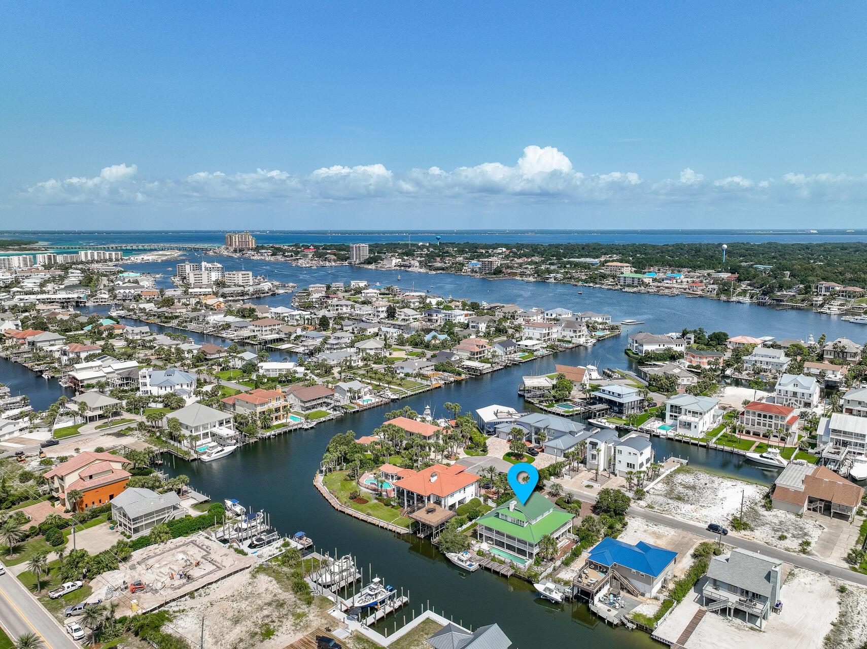 Image 3: 604 Magnolia Dr Destin FL 32541 USA-041-