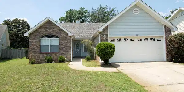 416 Bridgewater Court