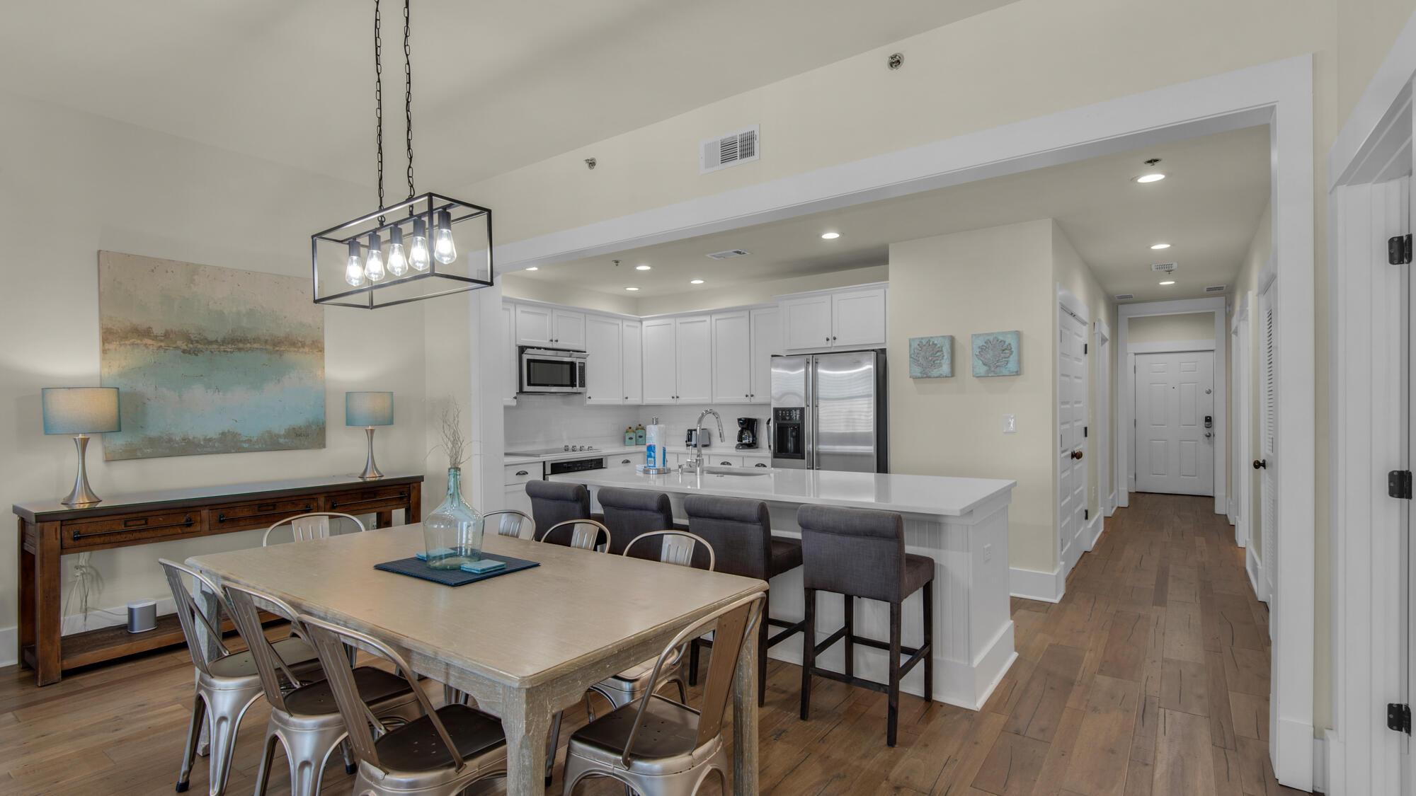 Image 3: Redfish Village M2-422