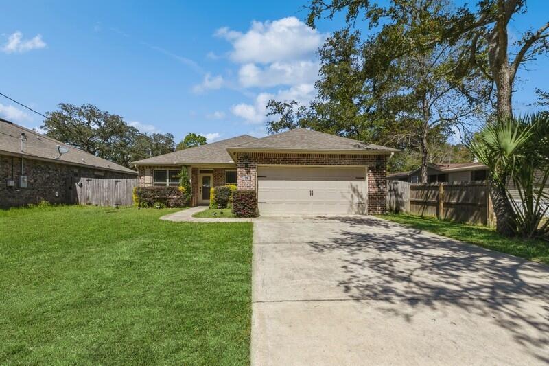 Image 1: Front of Home