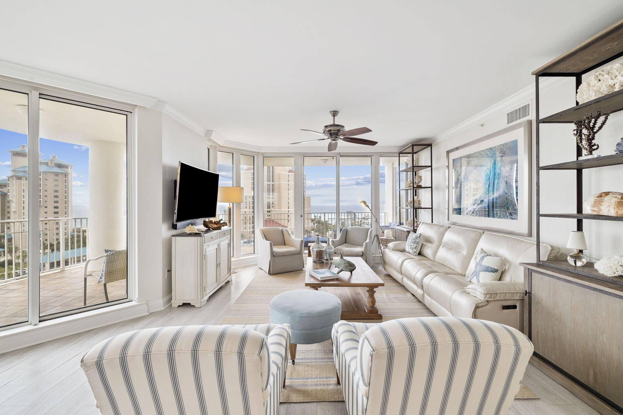 Image 3: Living room 2