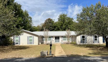 45 Poplar Avenue