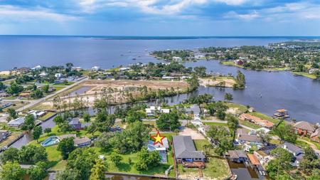 2457 Pretty Bayou Drive
