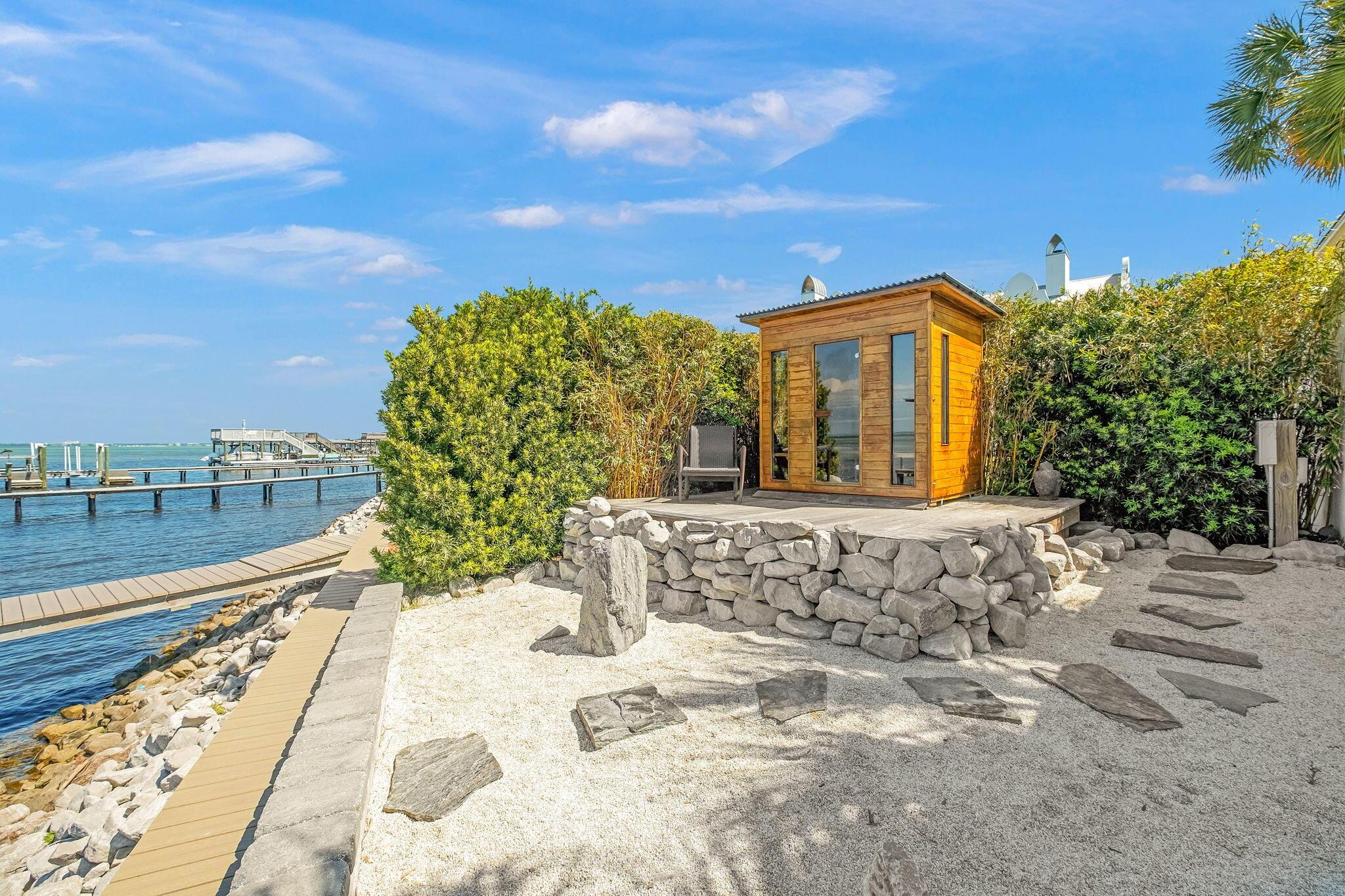 Image 3: 19-web-or-mls-dune-lake-studio-19