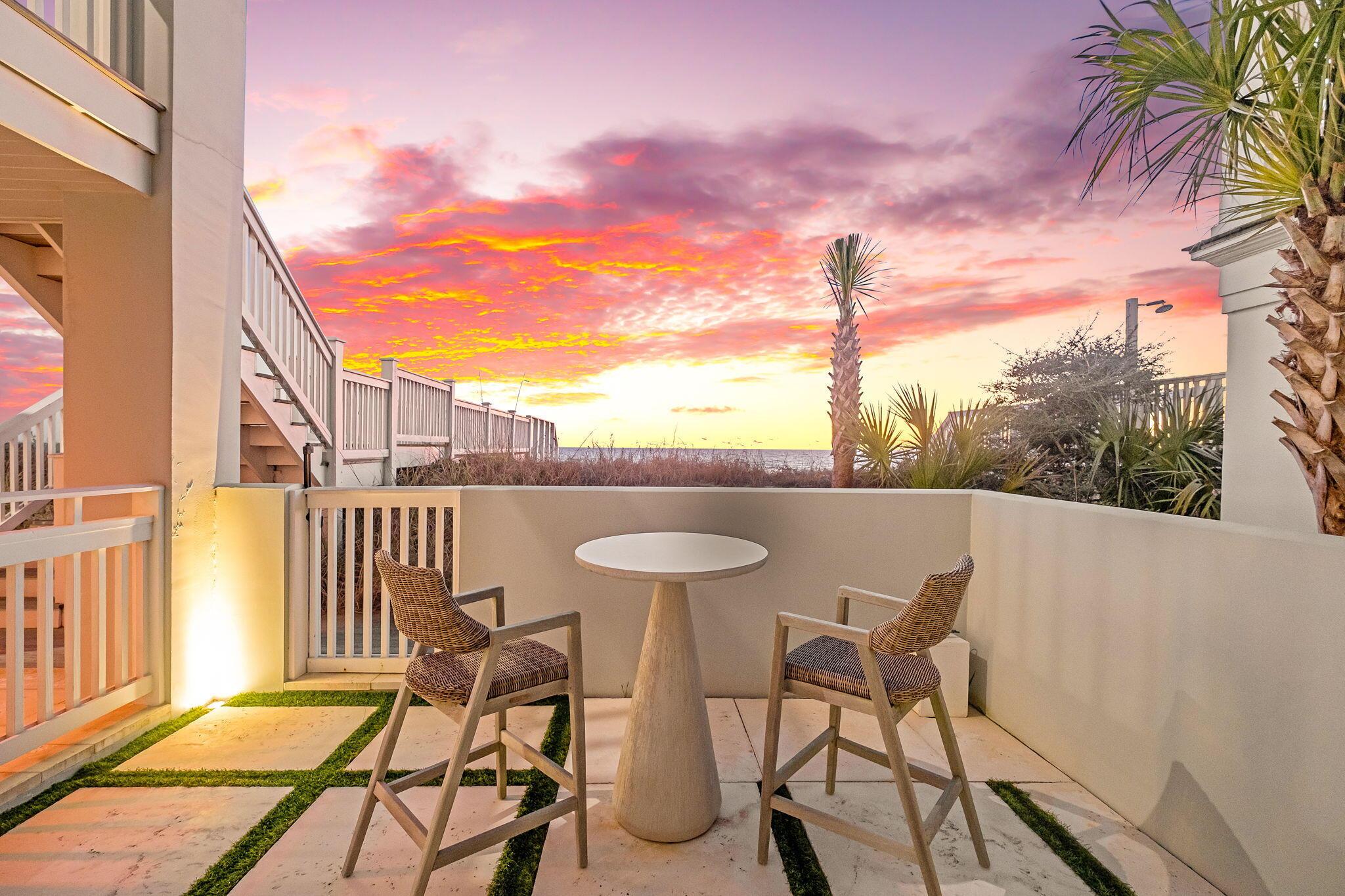 Image 3: Image #3 Patio:balcony se