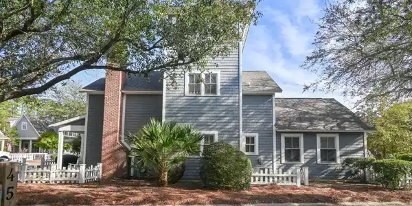 220 Salt Box Lane
