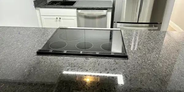 Image 4: Kitchen 1