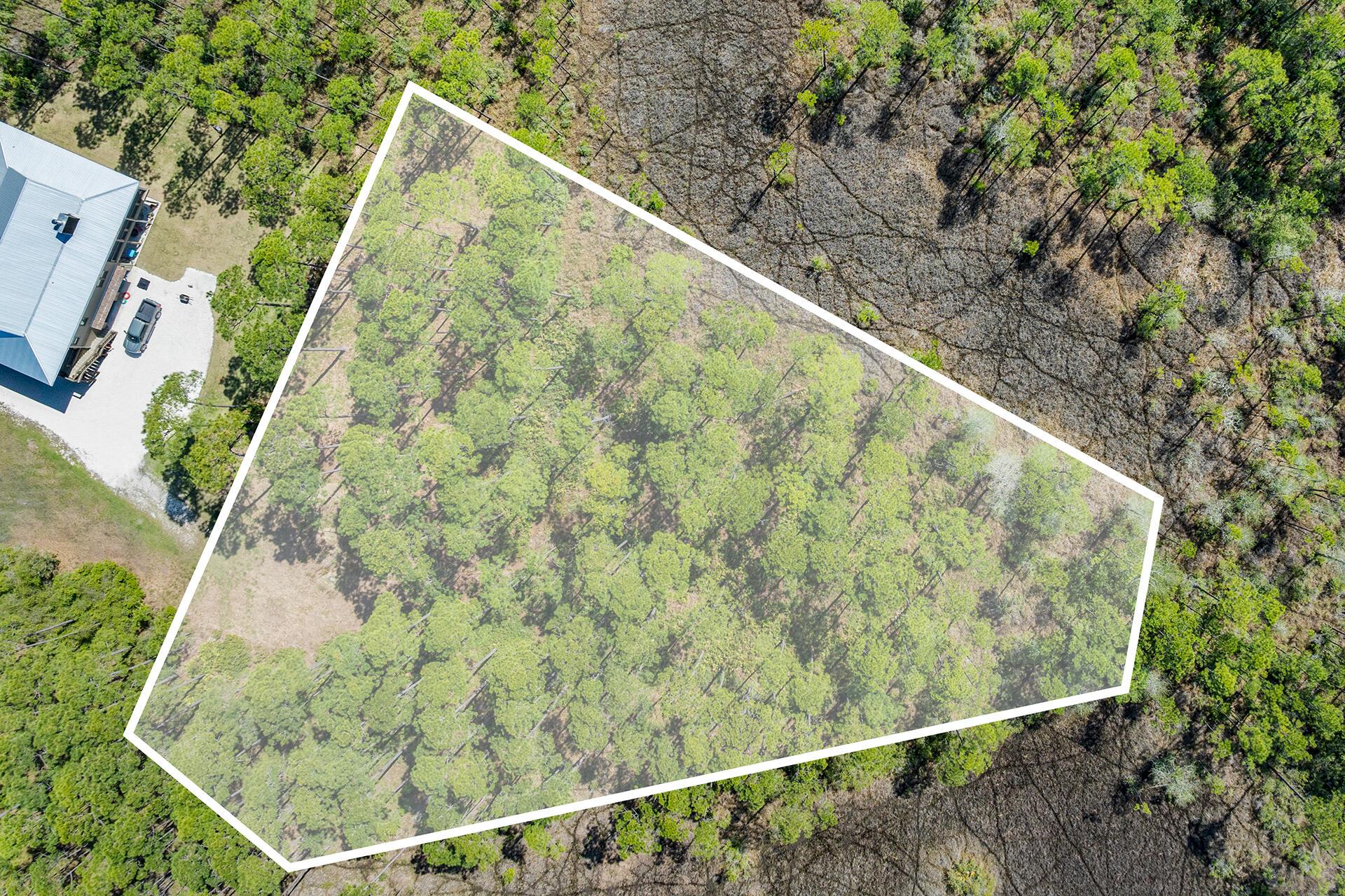 Image 2: Rivercamp Lot 253-12