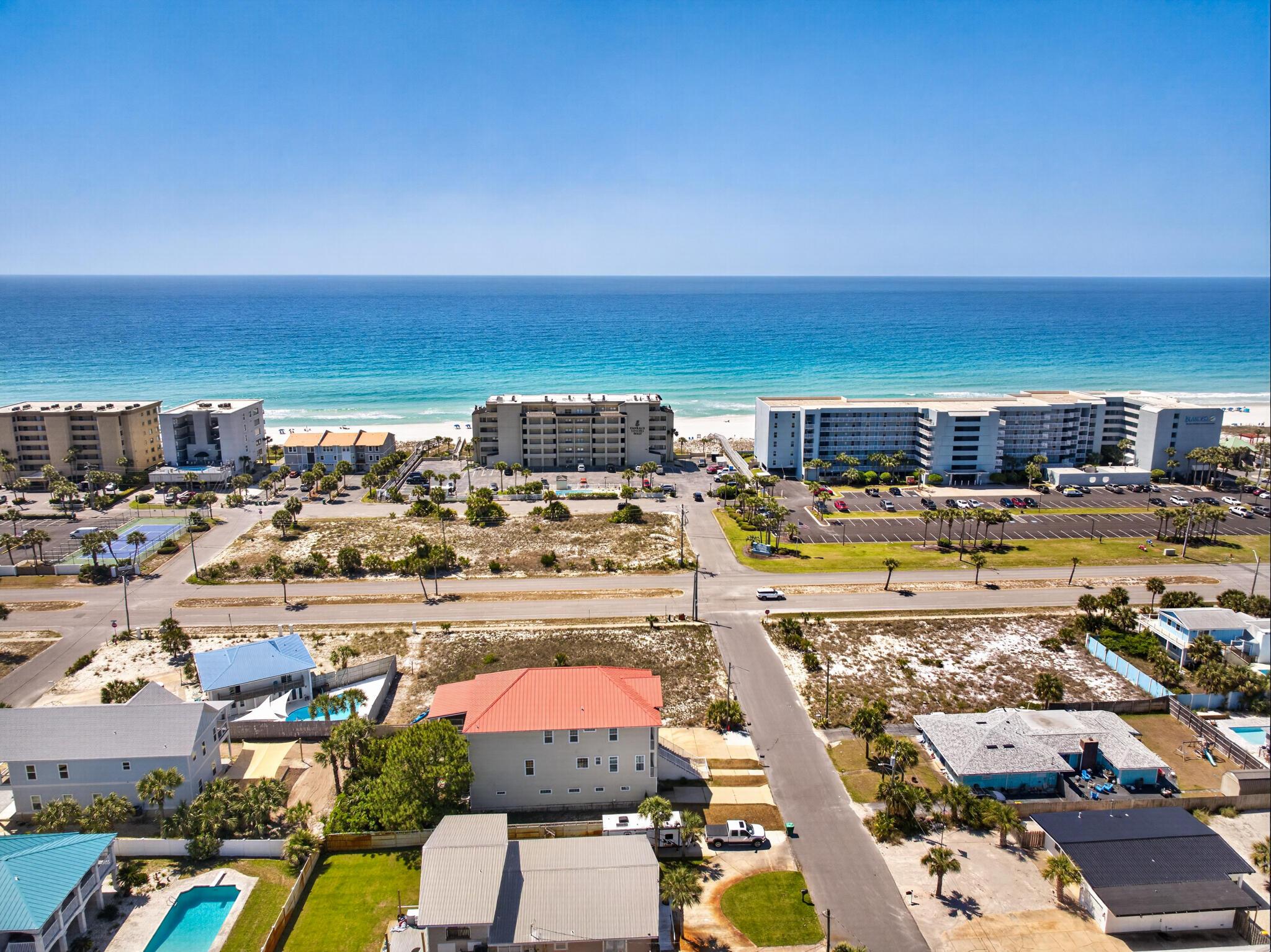 Image 3: 738_Starfish_ave-4