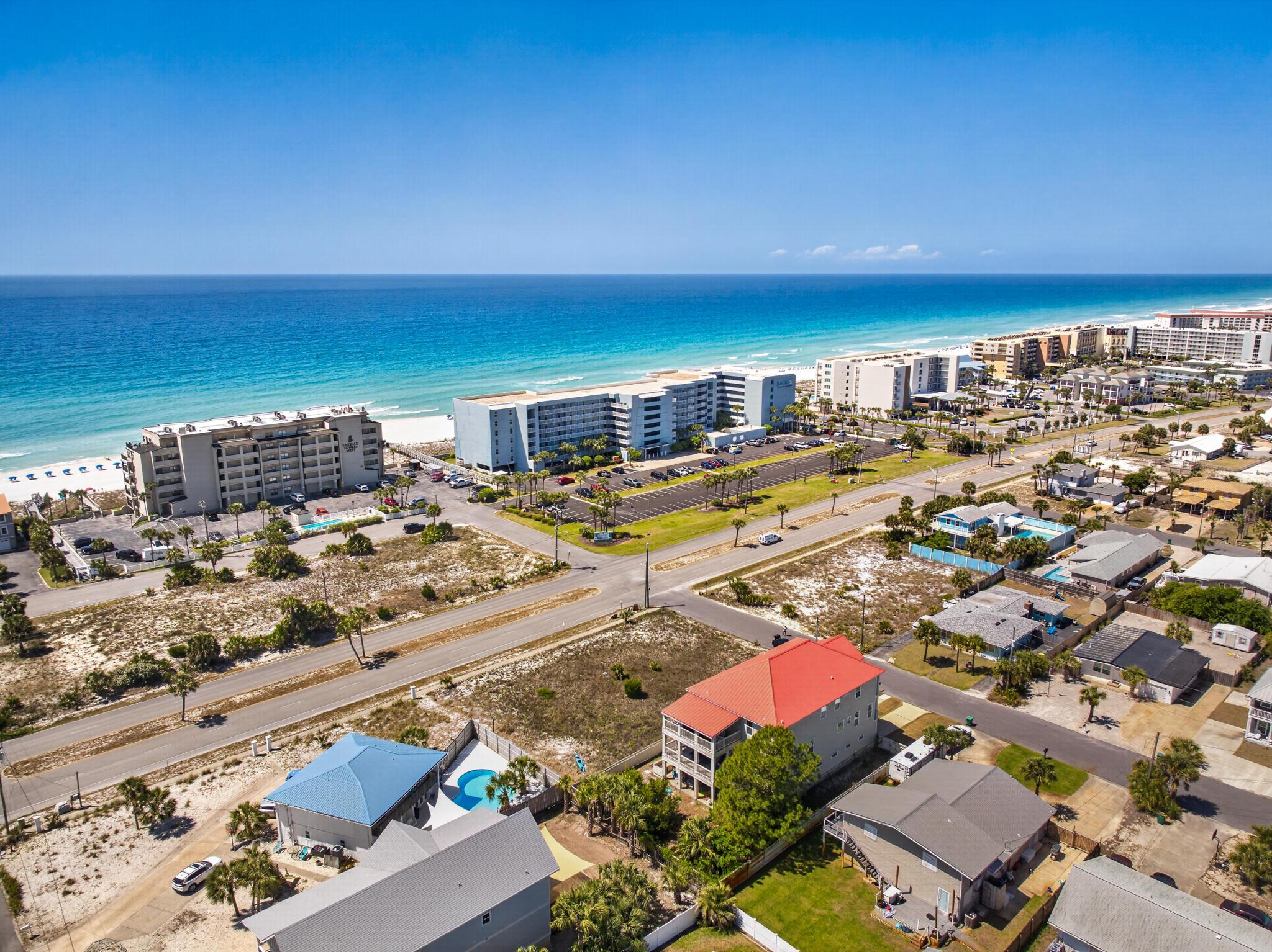 Image 4: 738_Starfish_ave-5