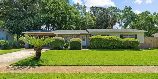 250 Gregory Drive