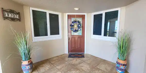 381 Santa Rosa Boulevard